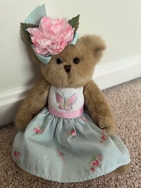 The Bearington Collection Floral Bear